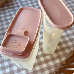 Tupperware Storage Pieces