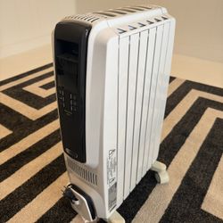 De’Longhi Dragon Oil-Filled Radiator Heater | $110