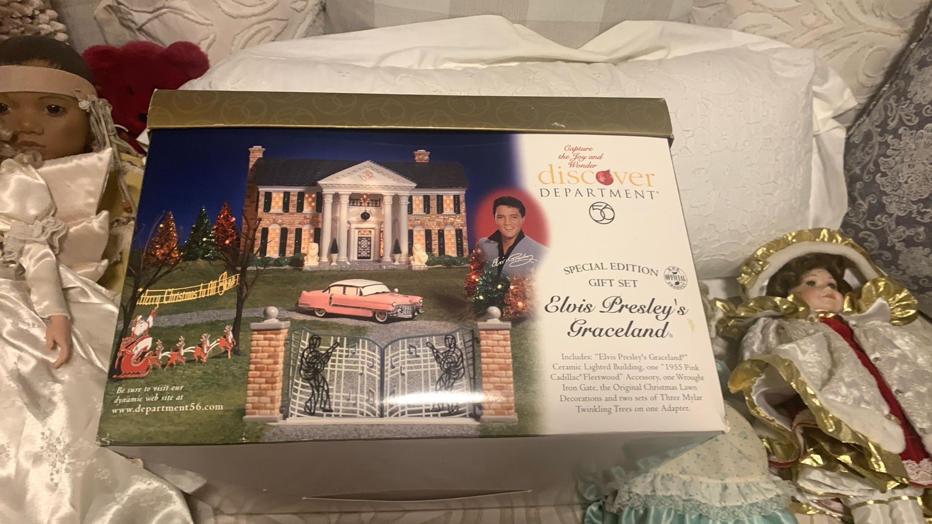 Elvis Dept. 56 Graceland Special Edition Christmas Snow Village