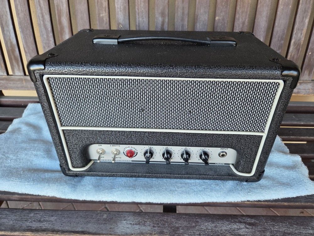 Blackheart BH-5H Little Giant 5/2.5-Watt Guitar Amp Head Amplifier