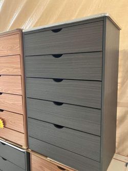 New 5 drawer Katy