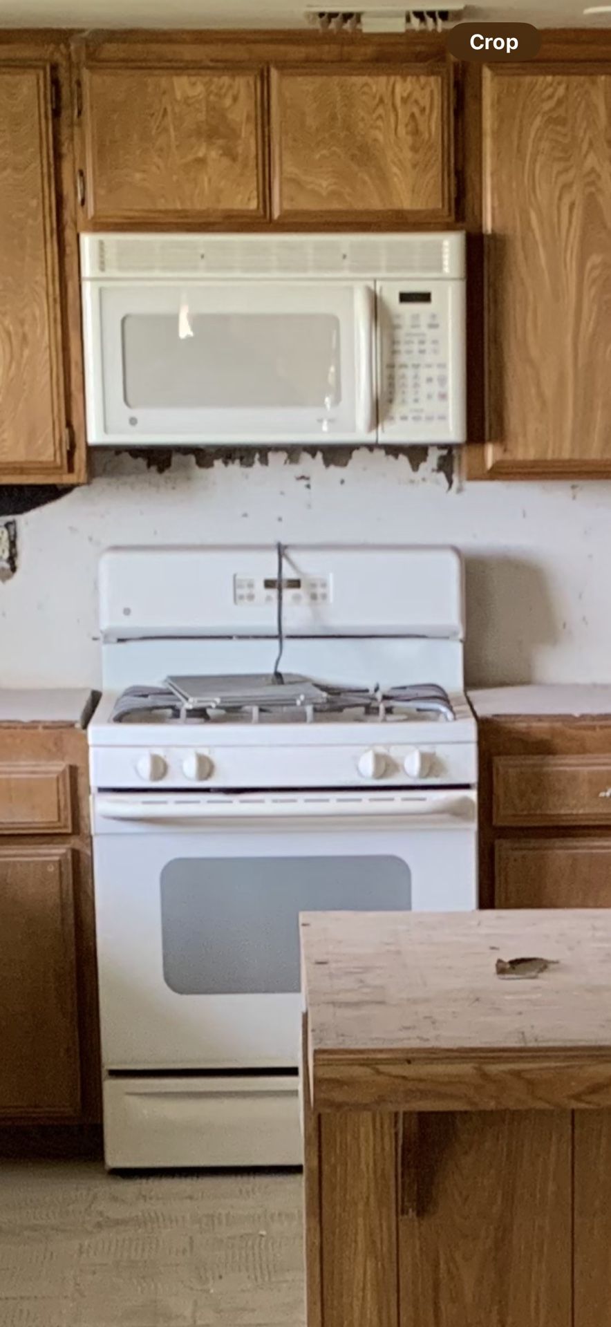 Stove And Microwave