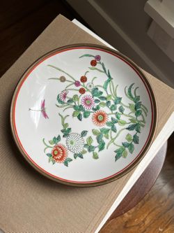 Vintage Porcelain & Bass Decorative Plate ( D7.5" ) firm on price 