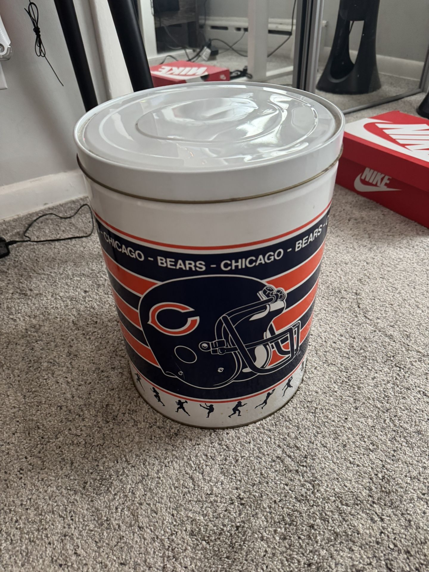 Chicago Bears Vintage Tin Can