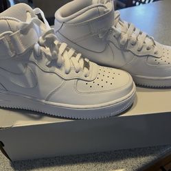 New Nike Air Force 1 Mid Shoes