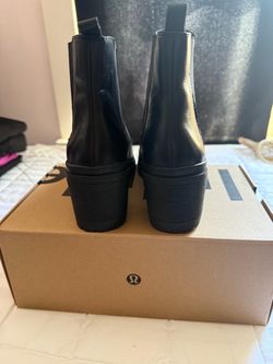 Aldo black booties