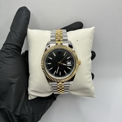 Black & Gold Luxury Watch 