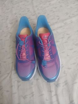 Dr comforter shoes size 10