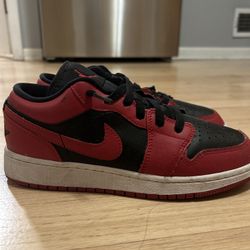 Jordan 1 Low Reverse Bred Size 5