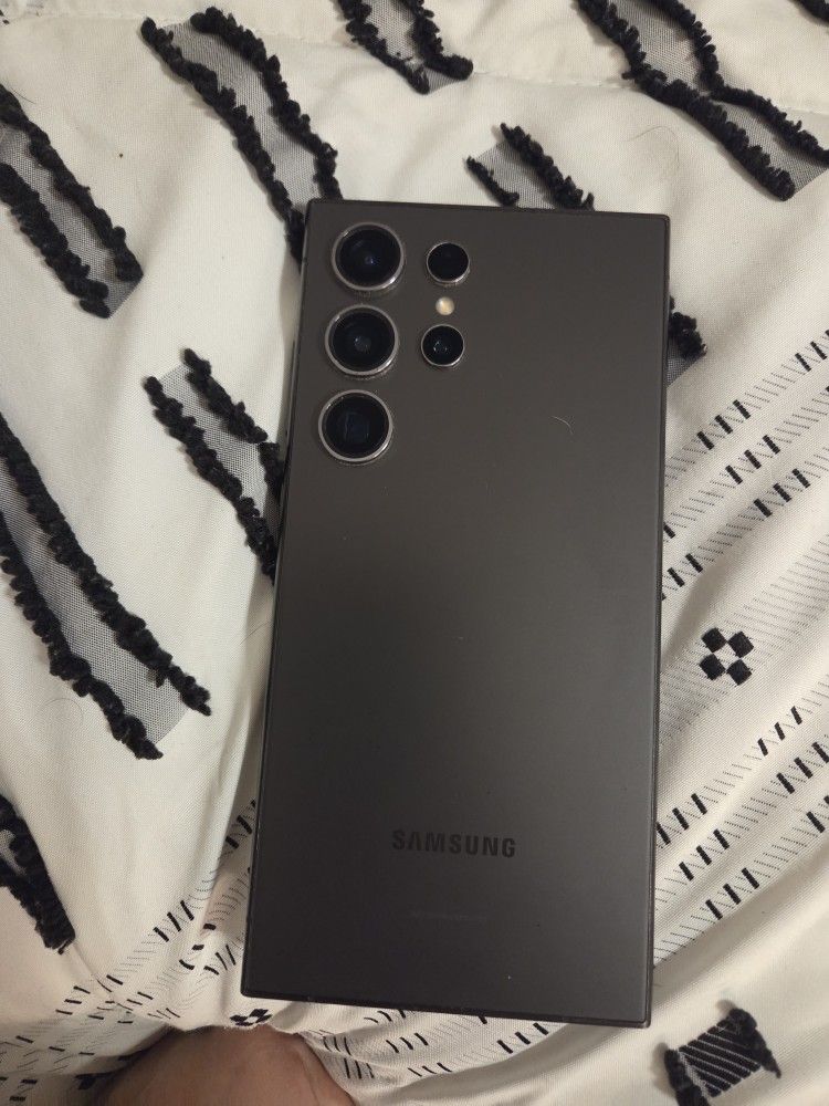 Samsung Galaxy S24 Ultra $350