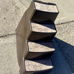 Petmate  Plastic Pet Steps