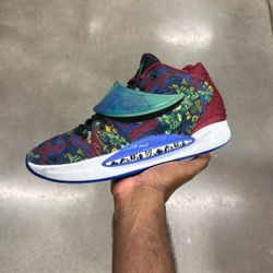 Pre Loved KD14 Psychedlic Sz10 