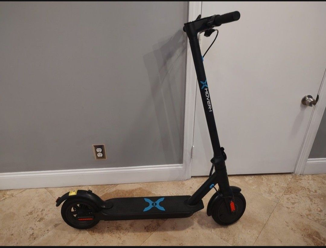 Hover 1 Pioneer Electric Scooter With Brand New Battery