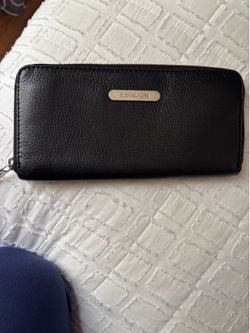 MK  LG  LEATHER  WALLET