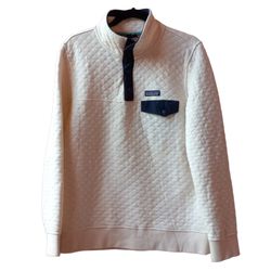Patagonia Organic Cotton Quilt Snap-T Pullover Sz M  Patagonia Organic Cotton Quilt Snap-T Pullover. Creamy off white color with Navy Blue accents  Ex