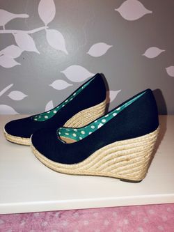 Merona wedge shoes