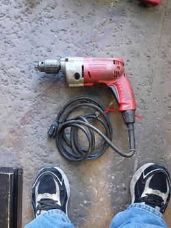 Milwaukee Magnum Corded Electric Drill