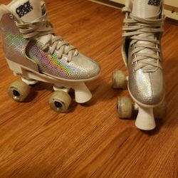 Roller Skates 