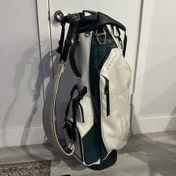 Season Opener Vessel 14 way bag