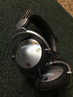 Headphone
