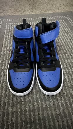 Boys New Nike Shoes