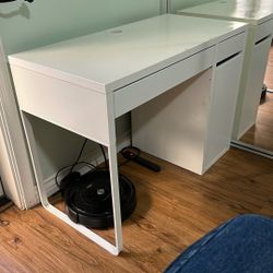 White IKEA Micke Desk