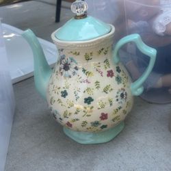 Pioneer Woman Glass Tea Pot