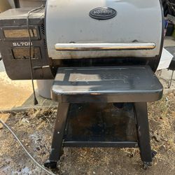 Electric Smoker 