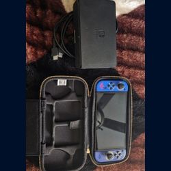 zelda Nintendo switch OLED (SKYWARD SWORD EDITION)