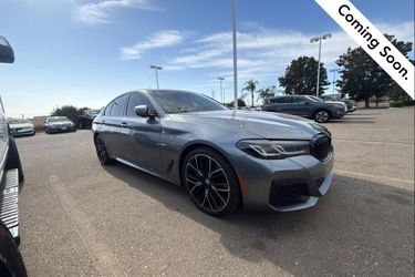 2022 BMW 530