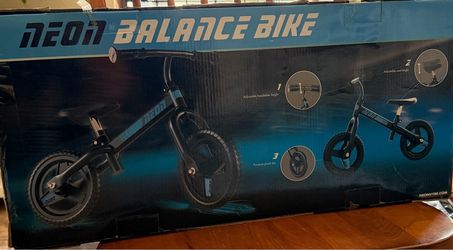 Neon balance bike 1 blue 1 pink