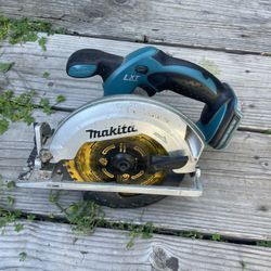 Makita 6.5” Circular Saw 