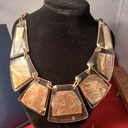 Chico's Art Decor  Bold Bib COLLAR NECKLACE 