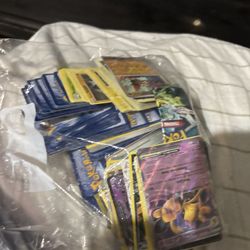  BULK Pokémon Cards (hundreds Of Cards)