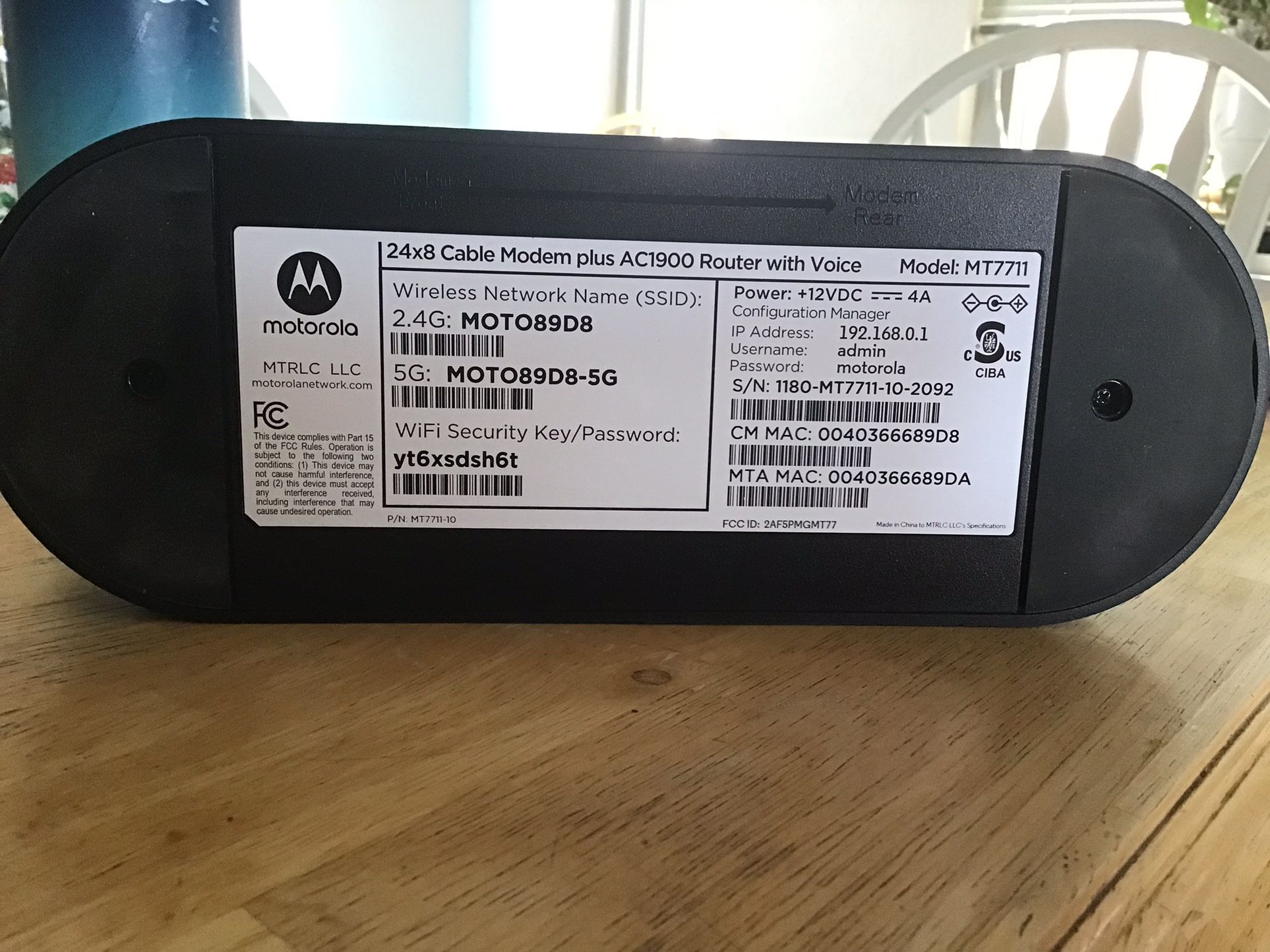 Motorola 24 X 8 Cable Modem plus AC 1900 Router With Voice, Model MT 7711