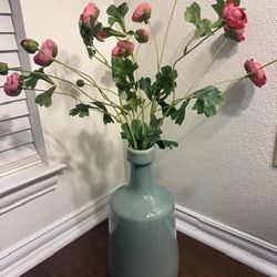 Elegant Large Ceramic Green Vase With Flowers 