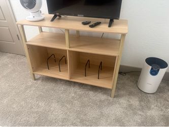 Tv and vinyl record holder