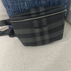Cross-Body Burberry Bag 