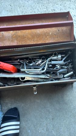 Toolbox with tools