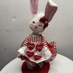 Annalee dol Bunny 10”valentines Bunny Pink, Red Hearts Price Per1 Made USA