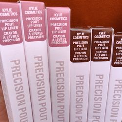 Precision Pout Lip Liner 