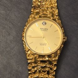 Beutiful Gruen Nuget Stile.