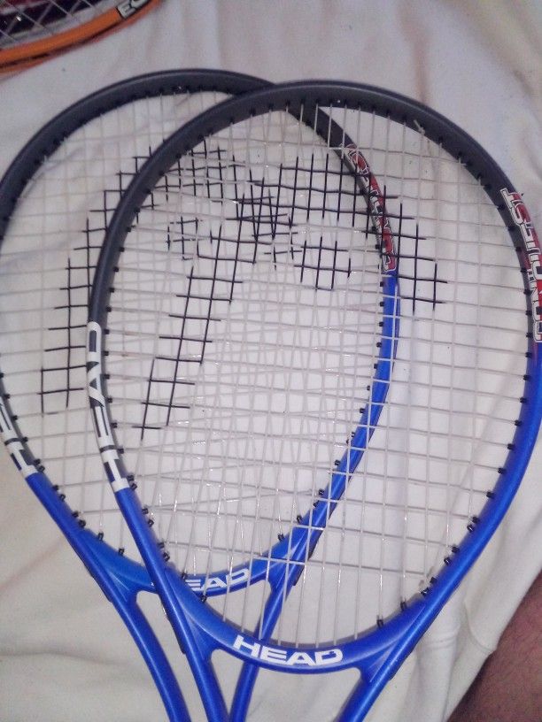 Tennis Rackets. /Racquetball Rackets