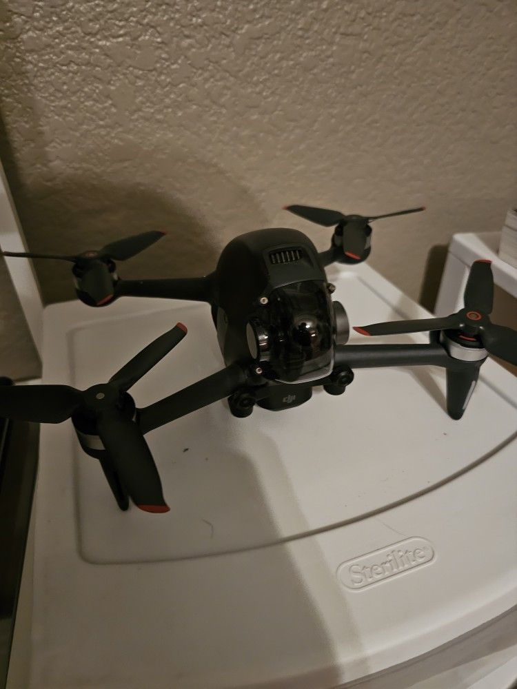 Dji FPV drone