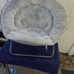 Lounge Chair