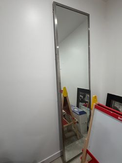 Long mirror