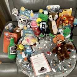 Pet Bed + 10pc Dog Toys (New) 