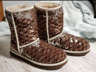 Uggs boots bling size 6