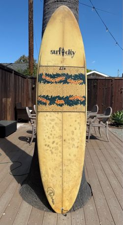 “Surf City” Surfboard