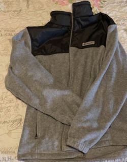 Brand new Columbia Sweater Size Xl